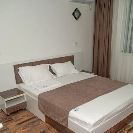 Farm stay Pensiunea Agroturistica Valentino *