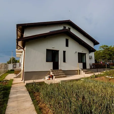 Pensiunea Agroturistica Valentino Farmház Costinești