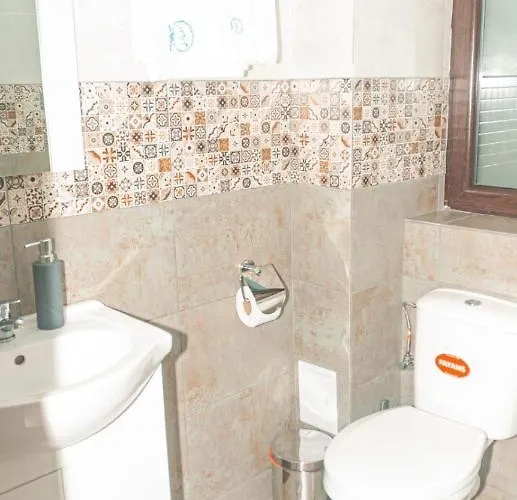 Pensiunea Agroturistica Valentino Lantgård *